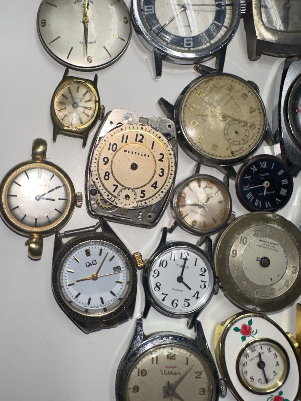 Vintage Mechanical Watch Lot Bulova, Hamilton, Restorer Repair Parts - Picture 4 of 13